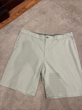 Walter Hagen Light Sage Flat-Front Golf Shorts
